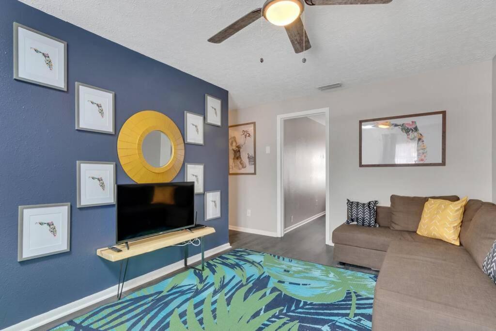》Executive Apartment Near Armature Works-Room For Six, Full Kitchen《 탬파 외부 사진
